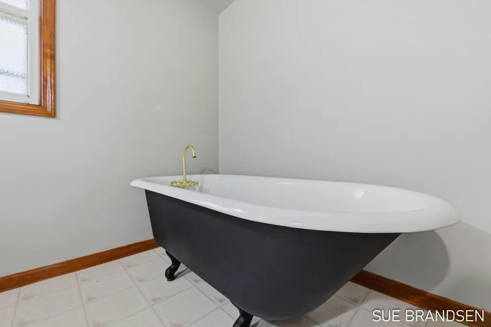 357 State Street Zeeland City, MI 49464