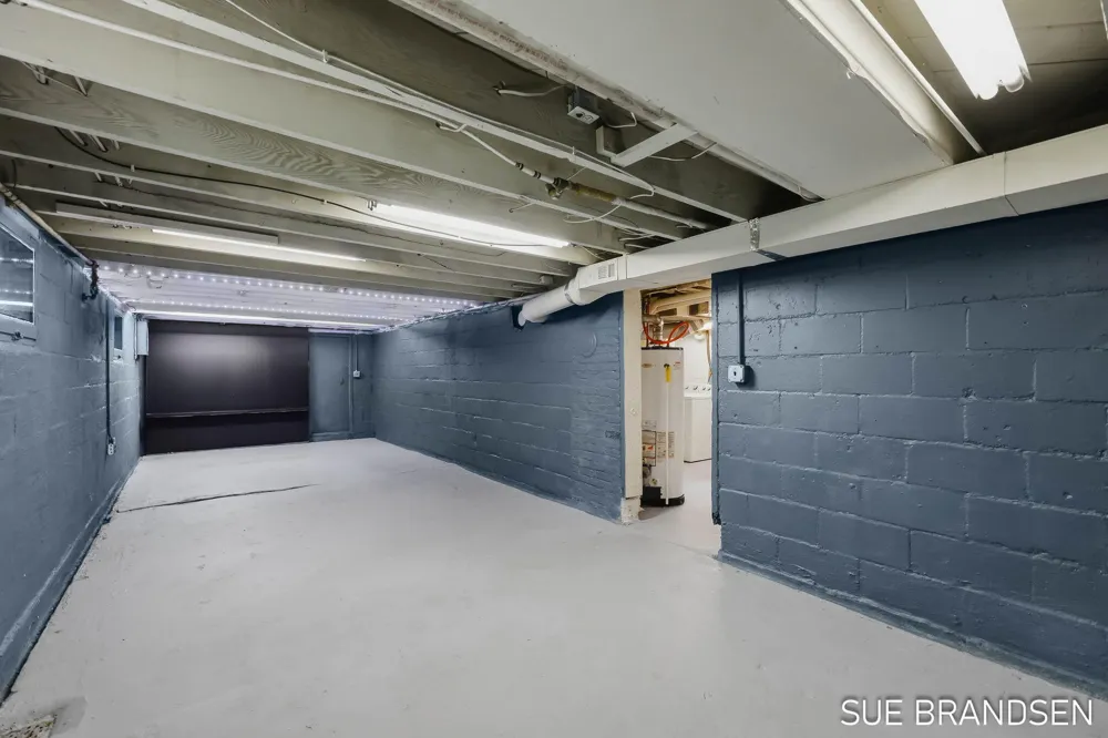 357 State Street Zeeland City, MI 49464