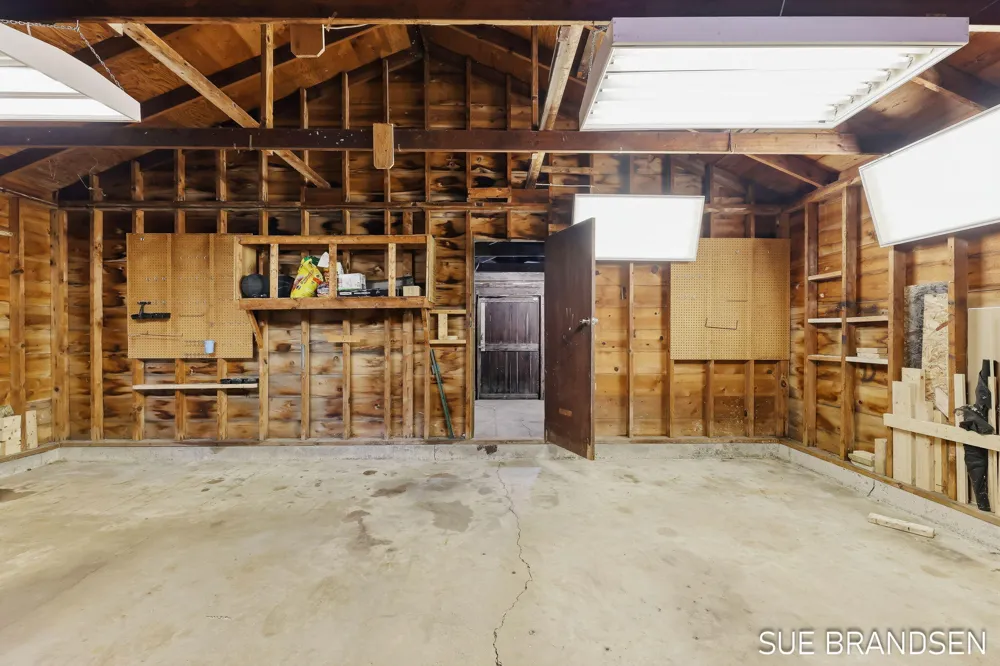 357 State Street Zeeland City, MI 49464