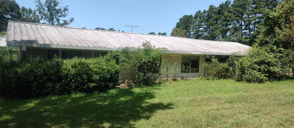 381 County Road 4688 Tenaha, TX 75974
