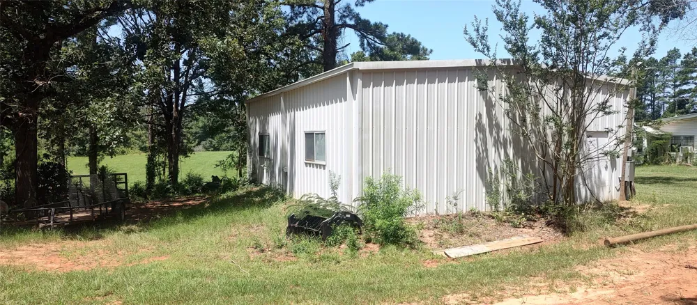 381 County Road 4688 Tenaha, TX 75974