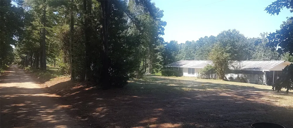 381 County Road 4688 Tenaha, TX 75974
