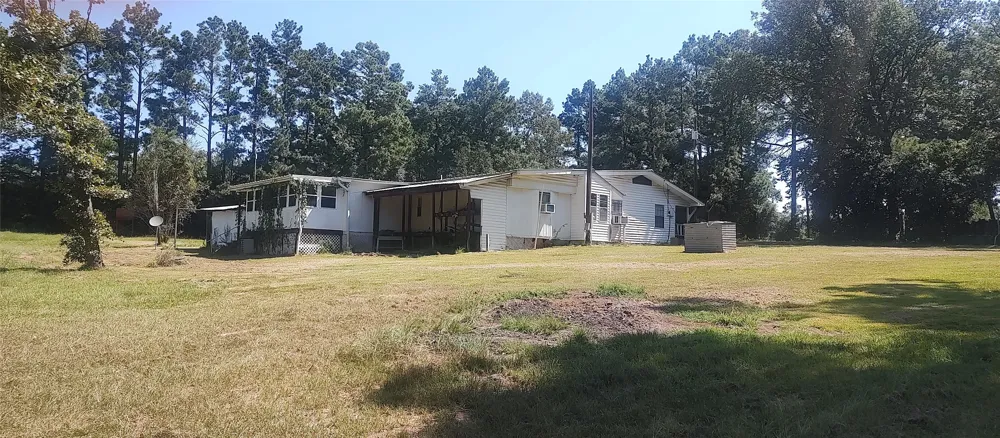 381 County Road 4688 Tenaha, TX 75974