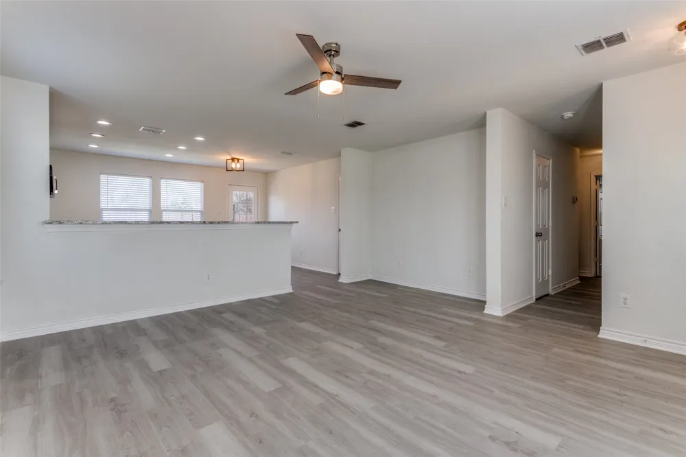 312 Stanford Forney, TX 75126