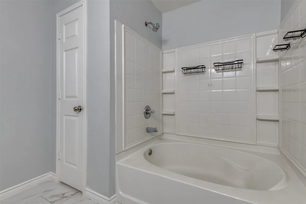 312 Stanford Forney, TX 75126