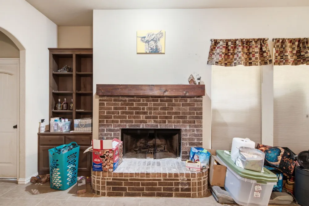 101 Hampton Lane Springtown, TX 76082