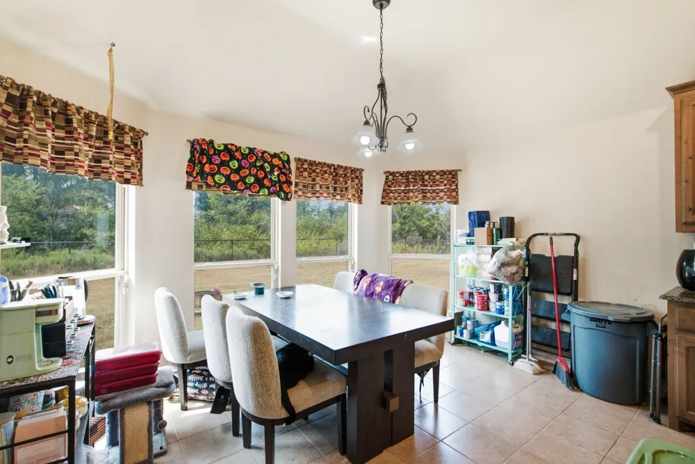101 Hampton Lane Springtown, TX 76082