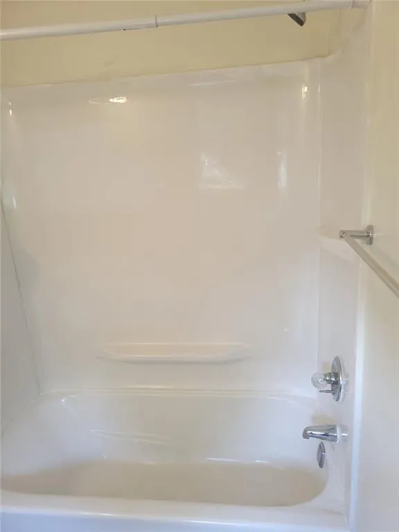 1685 Hunting Creek Drive Conyers, GA 30013