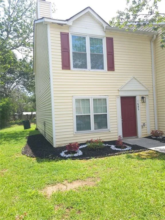 1685 Hunting Creek Drive Conyers, GA 30013
