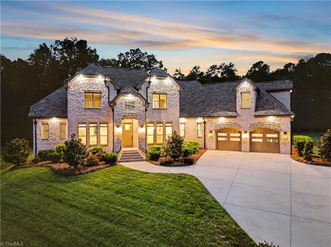 1477 Cappoquin Way