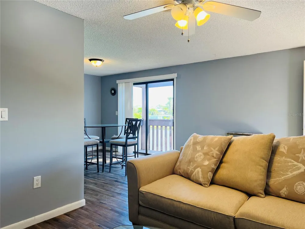 5026 WATER OAK DRIVE #208 Bradenton, FL 34207