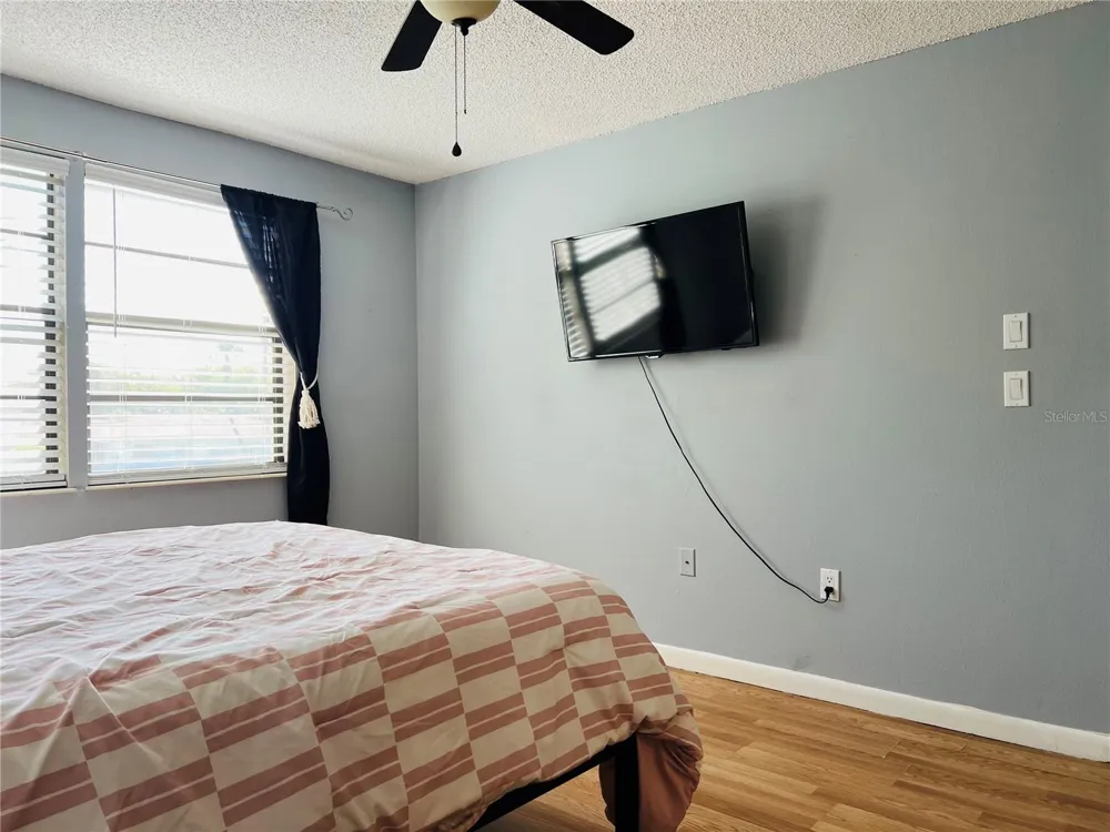 5026 WATER OAK DRIVE #208 Bradenton, FL 34207