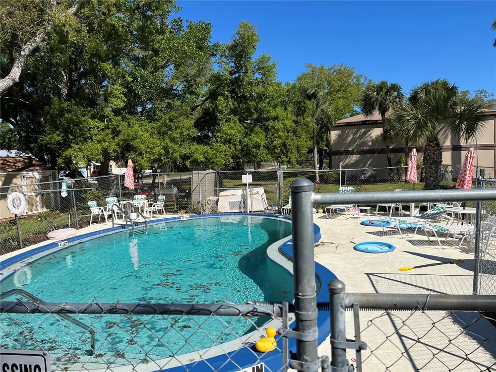 5026 WATER OAK DRIVE #208 Bradenton, FL 34207
