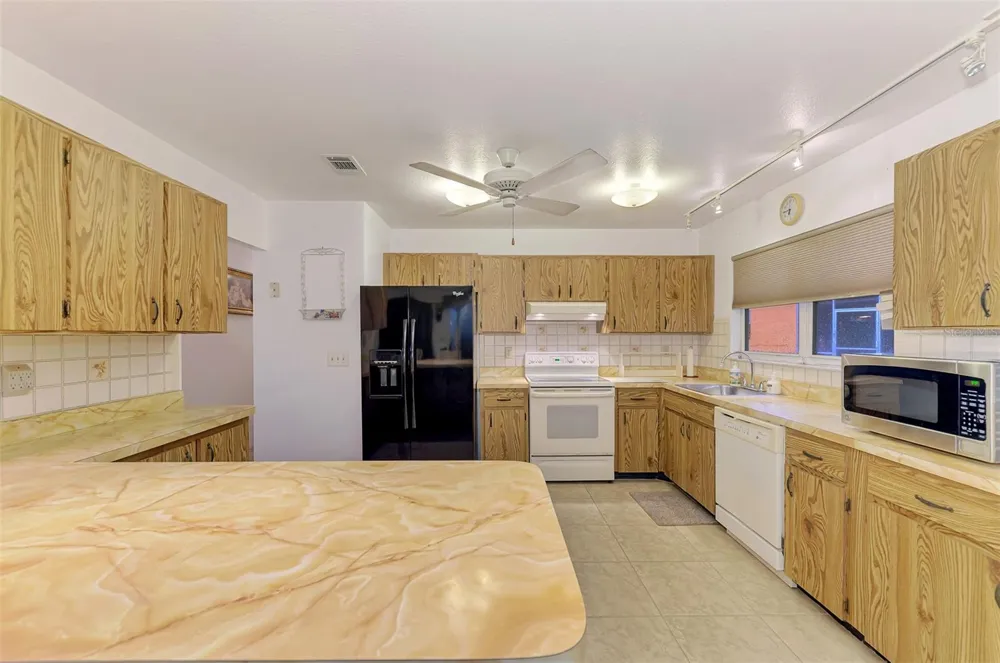 5285 BROPHY STREET North Port, FL 34287