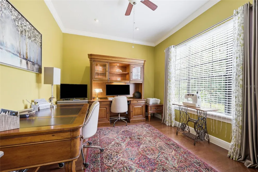 315 W BLUE WATER EDGE DRIVE Eustis, FL 32736