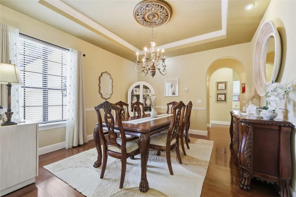 315 W BLUE WATER EDGE DRIVE Eustis, FL 32736