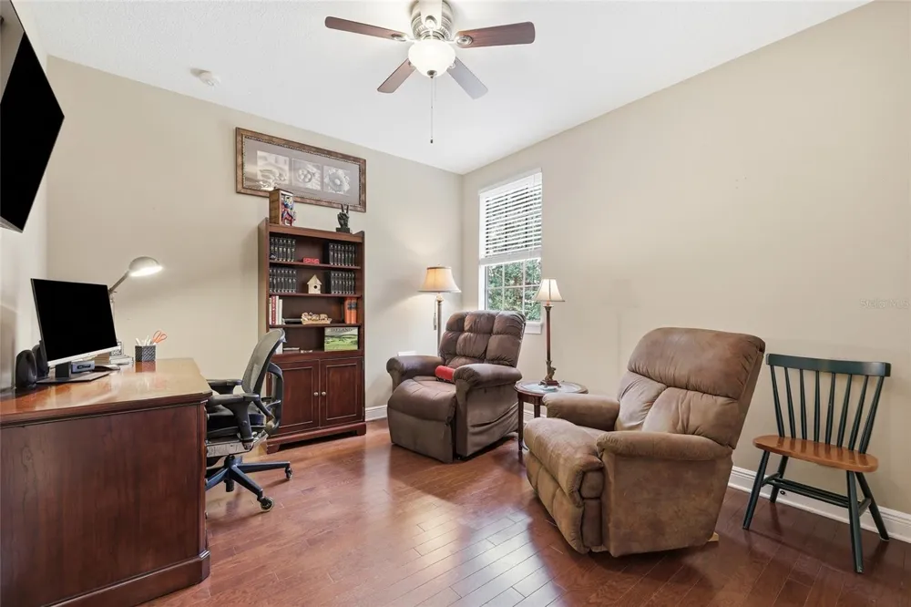 315 W BLUE WATER EDGE DRIVE Eustis, FL 32736