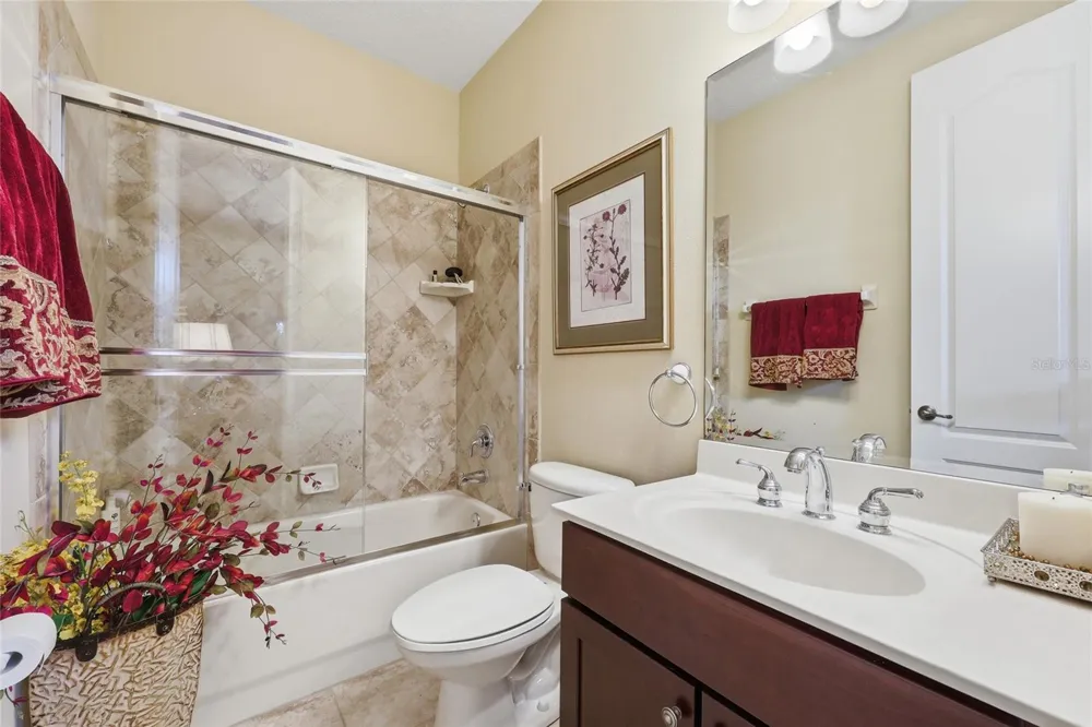 315 W BLUE WATER EDGE DRIVE Eustis, FL 32736