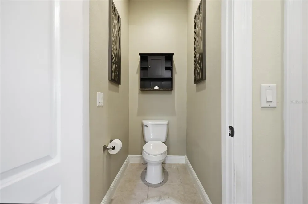 315 W BLUE WATER EDGE DRIVE Eustis, FL 32736