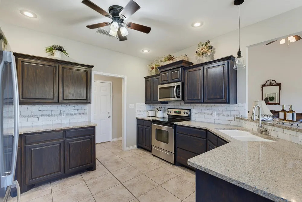 222 Alexandra Drive Tuscola, TX 79562