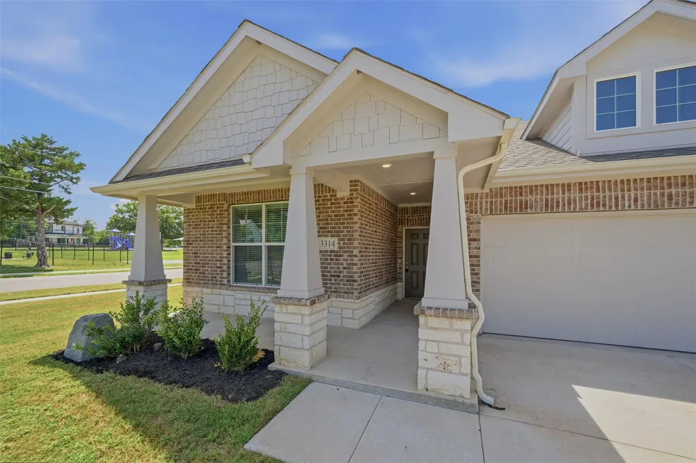 3314 Gordon Street Greenville, TX 75401