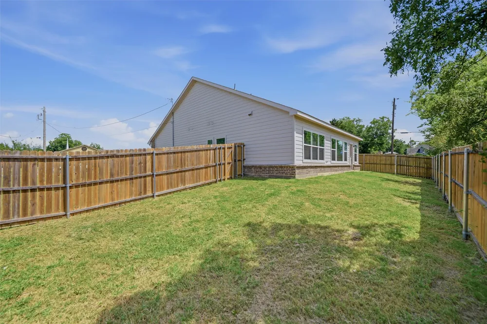 3314 Gordon Street Greenville, TX 75401