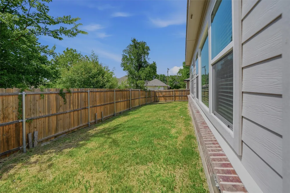 3314 Gordon Street Greenville, TX 75401