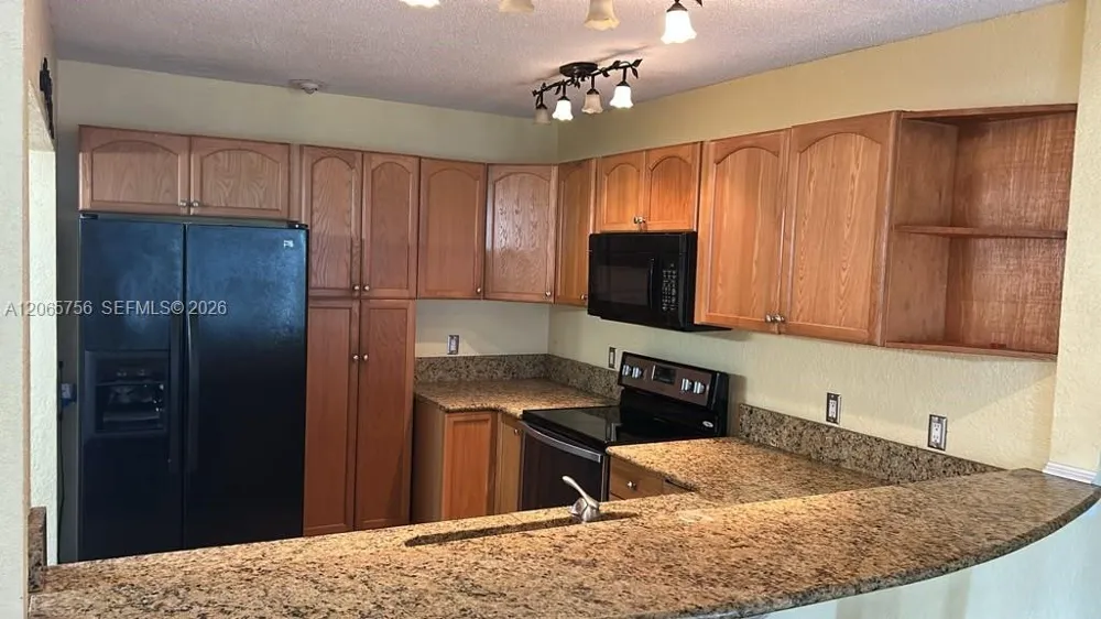 2006 SW 8th ave Largo, FL 33770