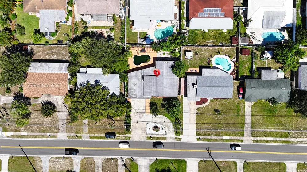 2006 SW 8th ave Largo, FL 33770