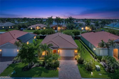 Sunset Pointe Circle