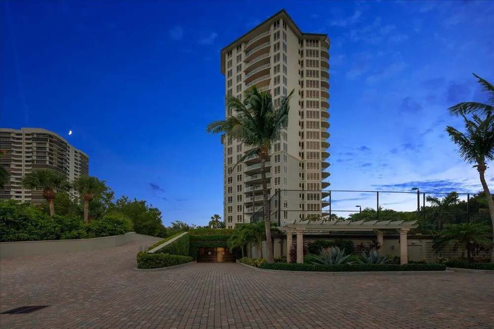 3920 OCEAN DRIVE #6A Singer Island, FL 33404