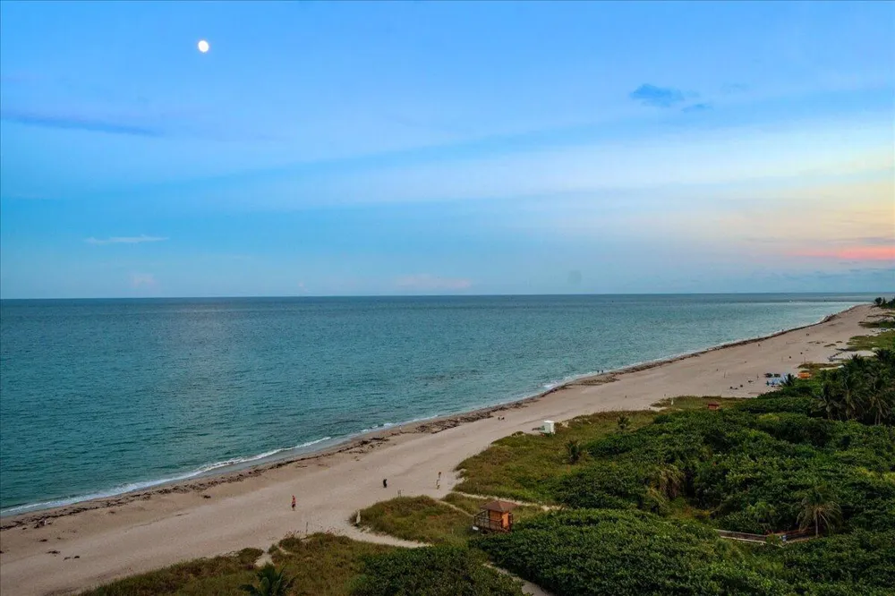 3920 OCEAN DRIVE #6A Singer Island, FL 33404