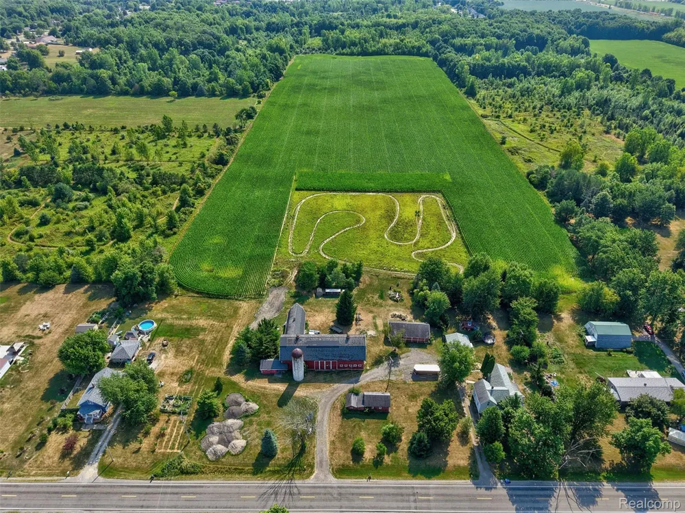 1175 S Morrish Road Clayton Charter Township, MI 48532