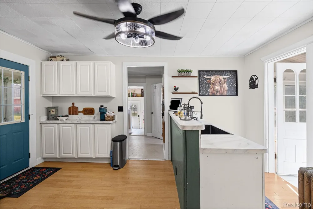 1175 S Morrish Road Clayton Charter Township, MI 48532