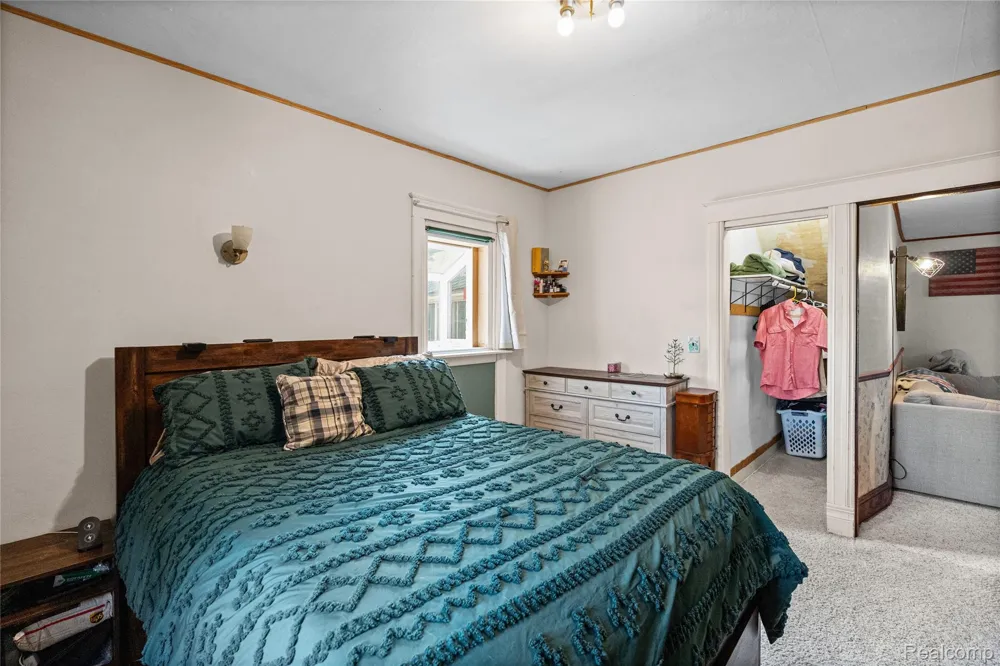 1175 S Morrish Road Clayton Charter Township, MI 48532