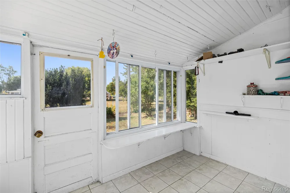 1175 S Morrish Road Clayton Charter Township, MI 48532