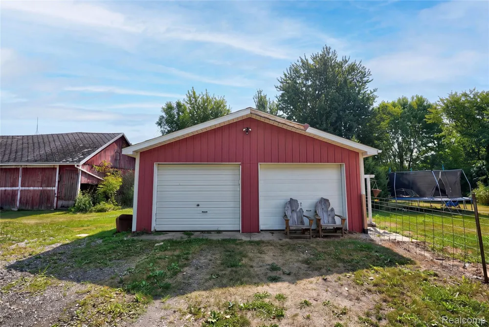 1175 S Morrish Road Clayton Charter Township, MI 48532