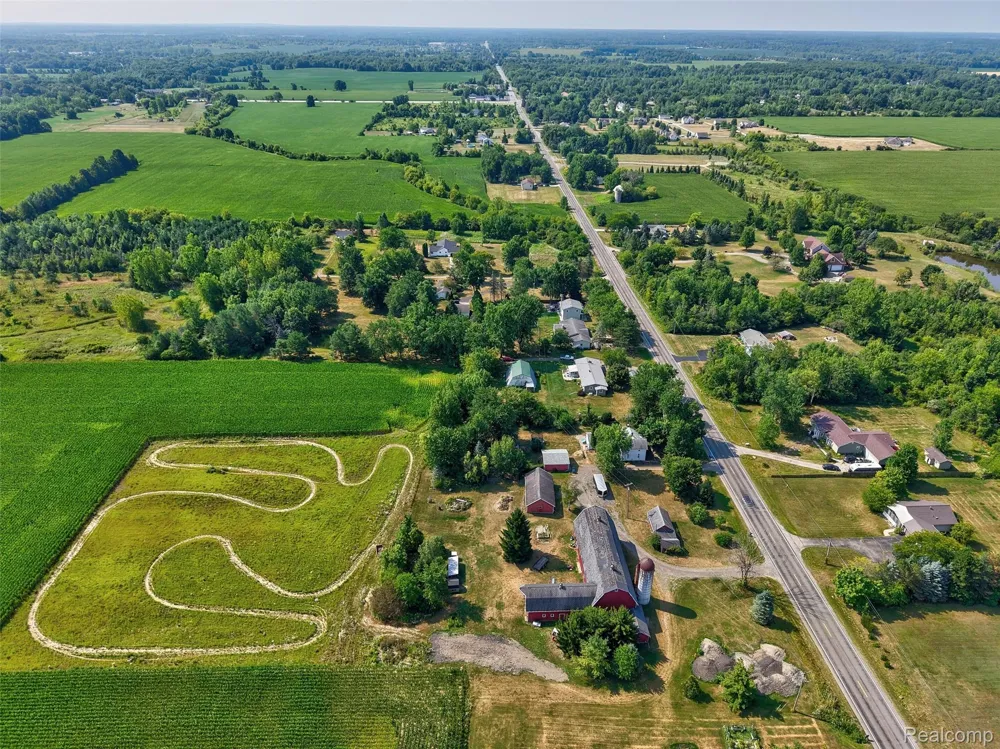 1175 S Morrish Road Clayton Charter Township, MI 48532