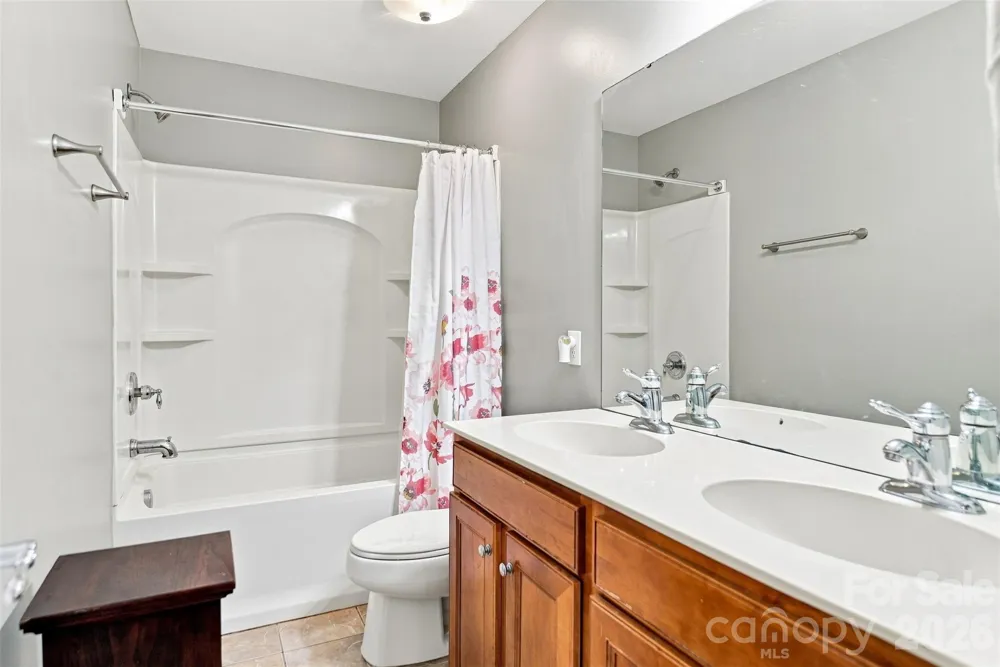 7819 Lamington Drive Fort Mill, SC 29707