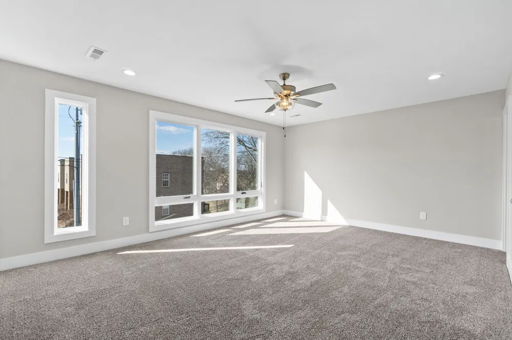 527 N 1st St #A Clarksville, TN 37040