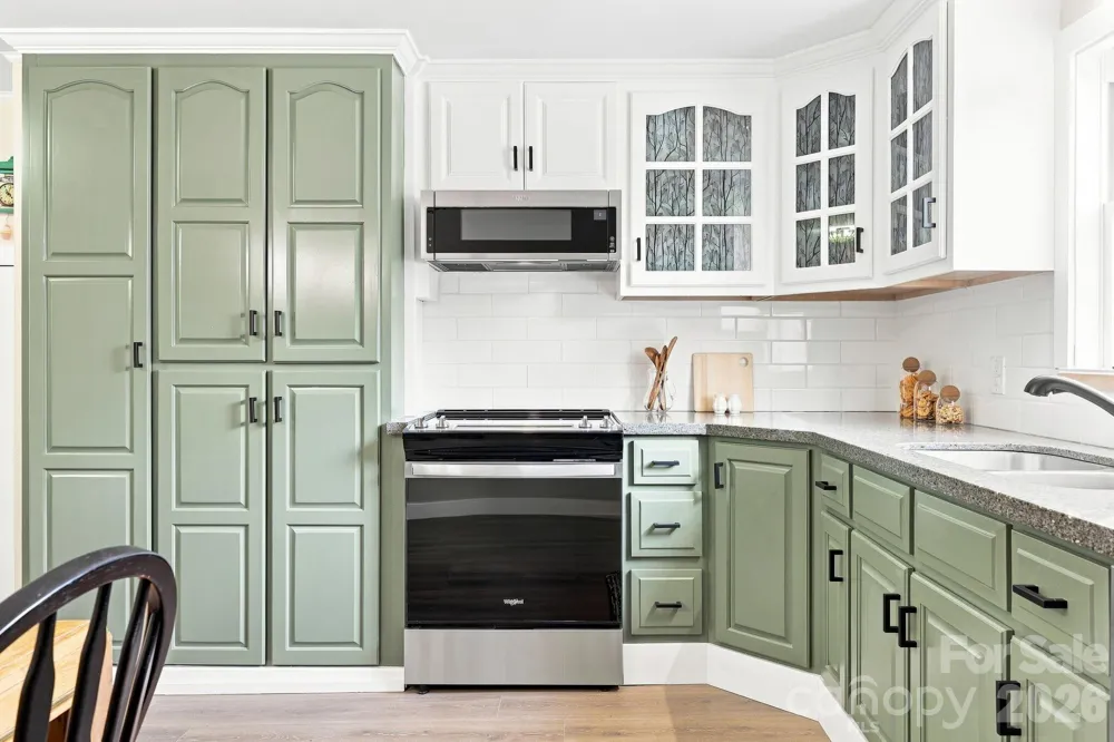107 Burkemont Avenue Morganton, NC 28655