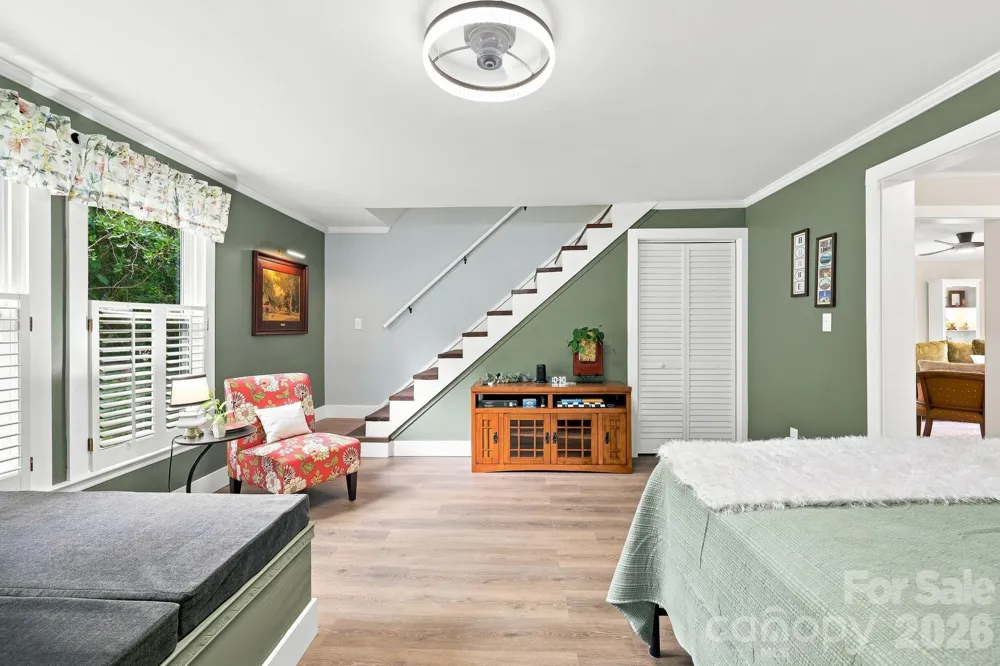 107 Burkemont Avenue Morganton, NC 28655