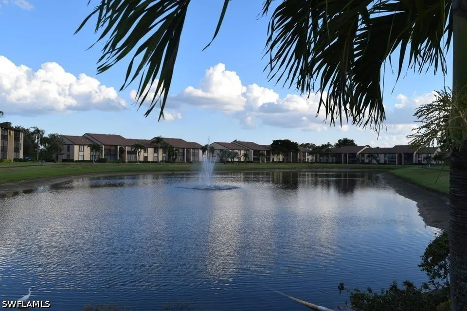 white pine Circle #C Green Acres, FL 33415