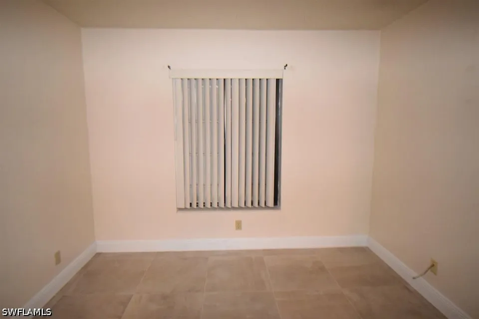 white pine Circle #C Green Acres, FL 33415