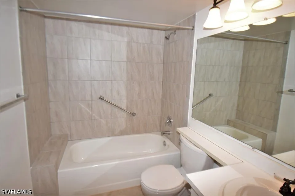white pine Circle #C Green Acres, FL 33415