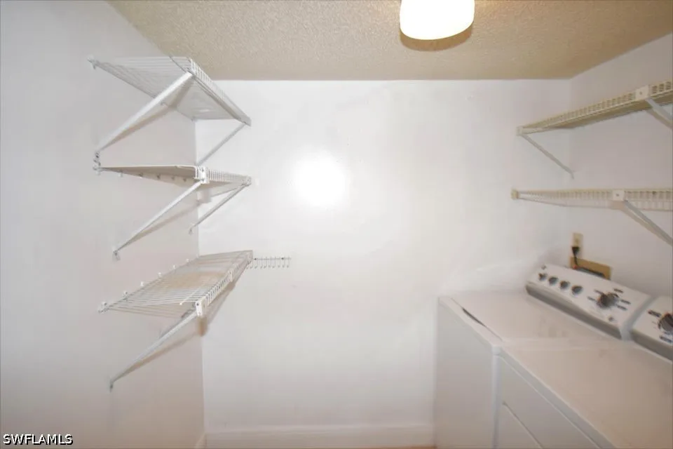 white pine Circle #C Green Acres, FL 33415