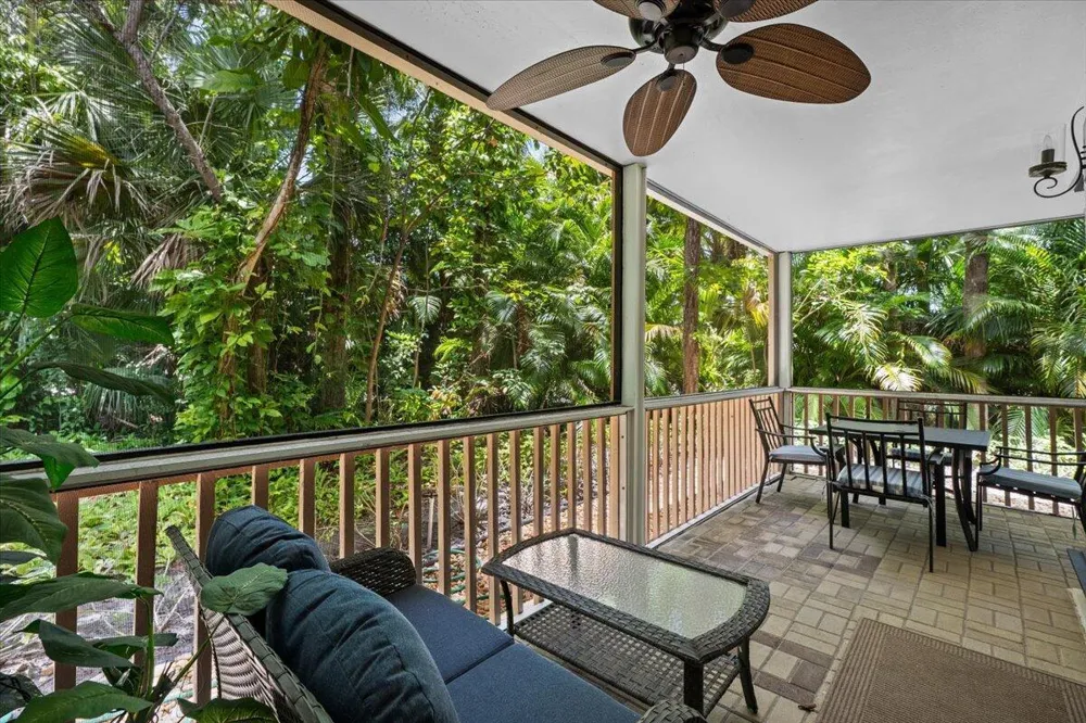 221 Brackenwood Terrace Palm Beach Gardens, FL 33418