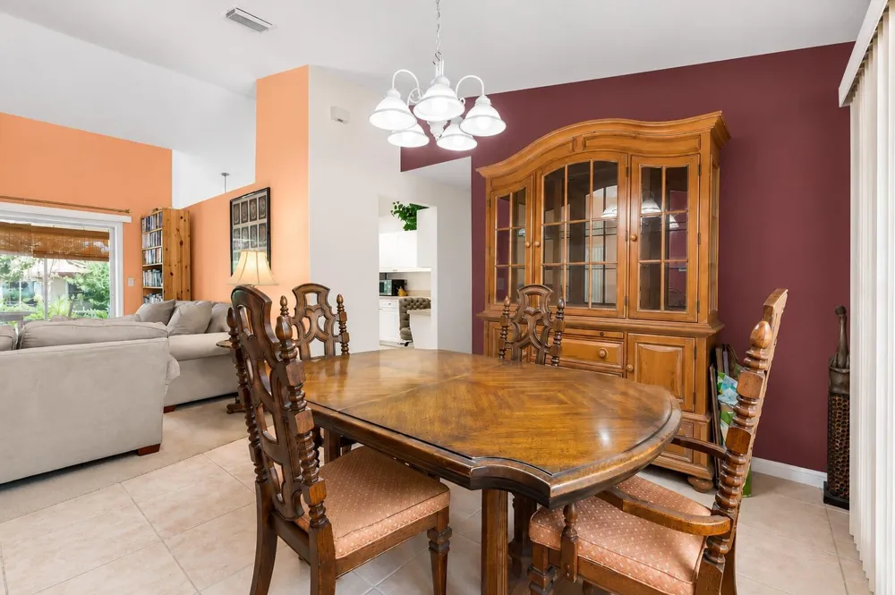 173 Easy Street Sebastian, FL 32958
