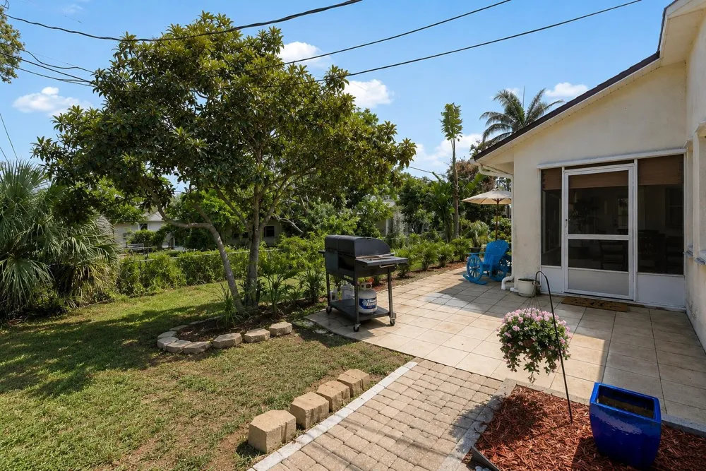 173 Easy Street Sebastian, FL 32958