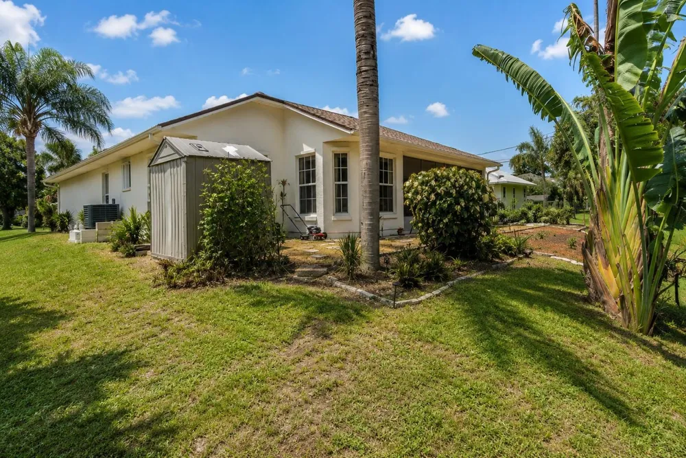 173 Easy Street Sebastian, FL 32958